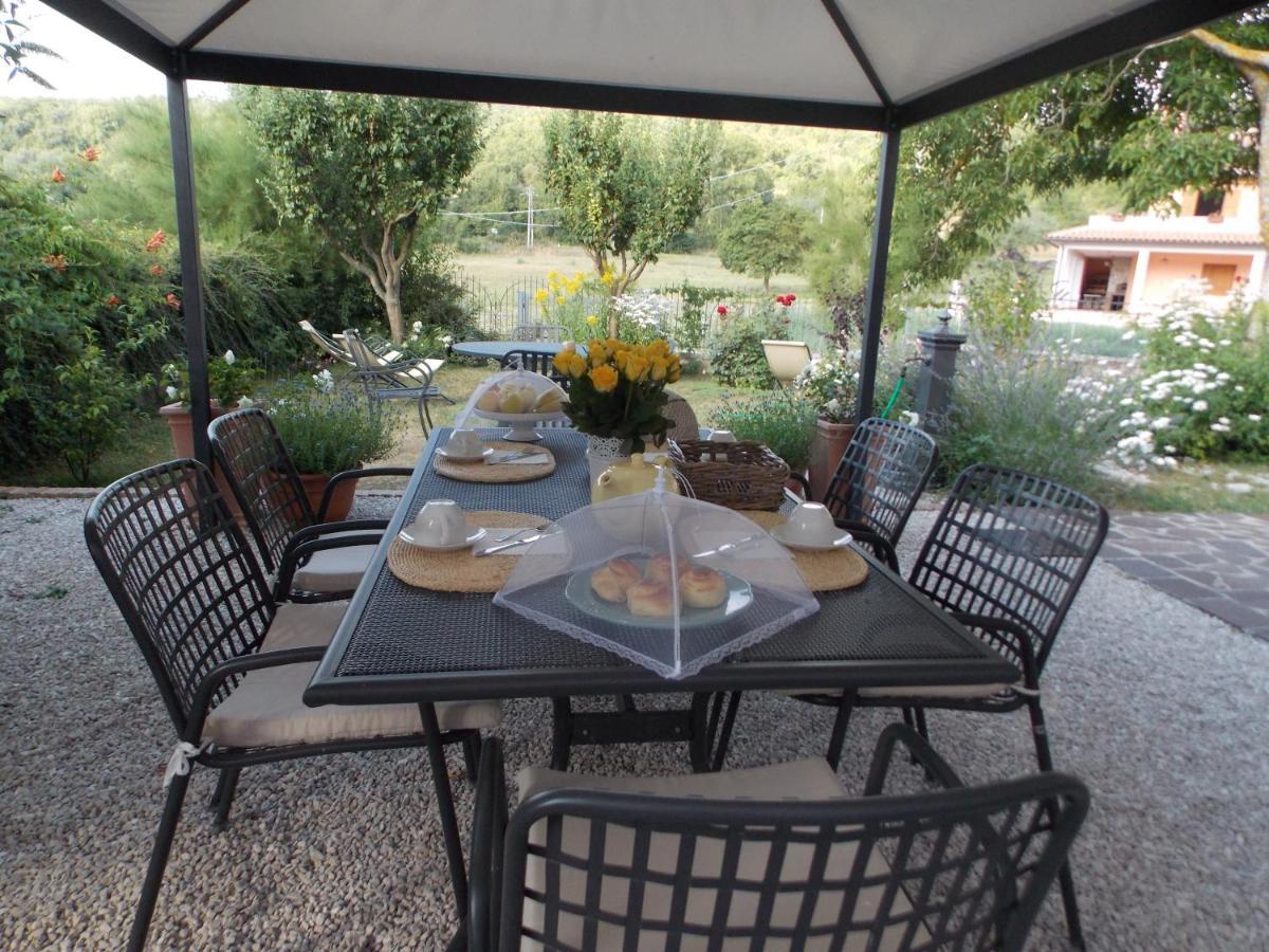 B&B Nonna Rosa Norcia Buitenkant foto