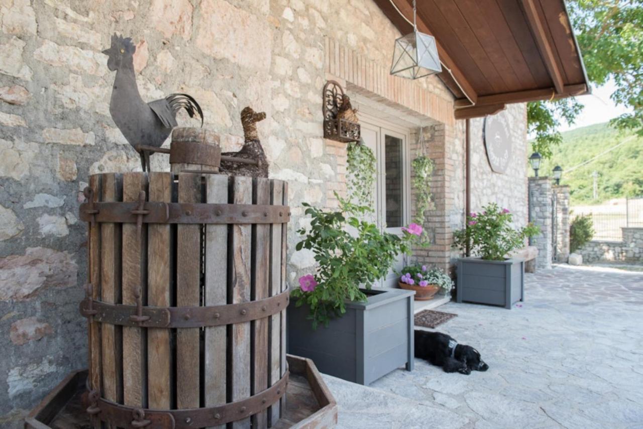 B&B Nonna Rosa Norcia Buitenkant foto